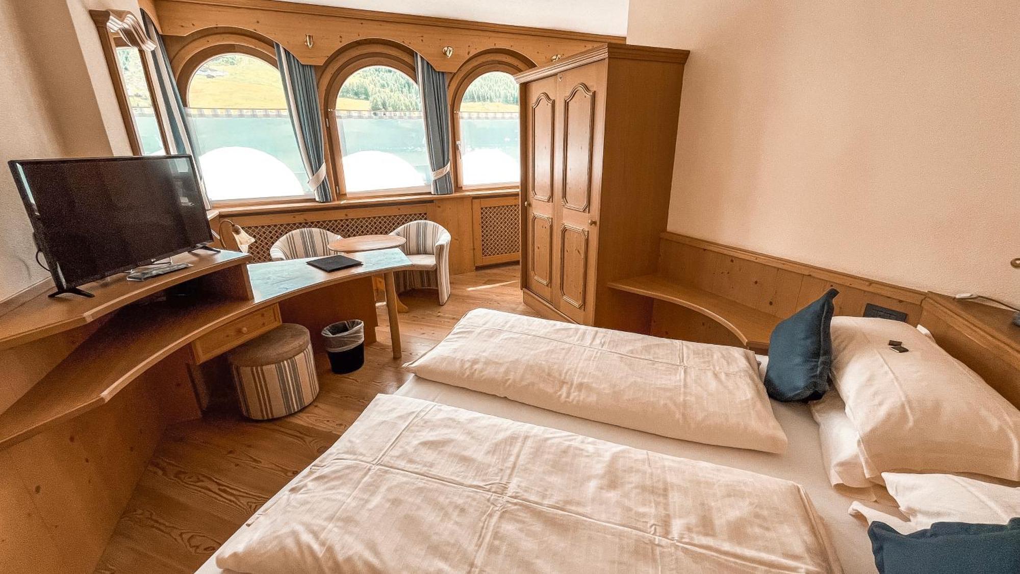 Hotel Flora 4*